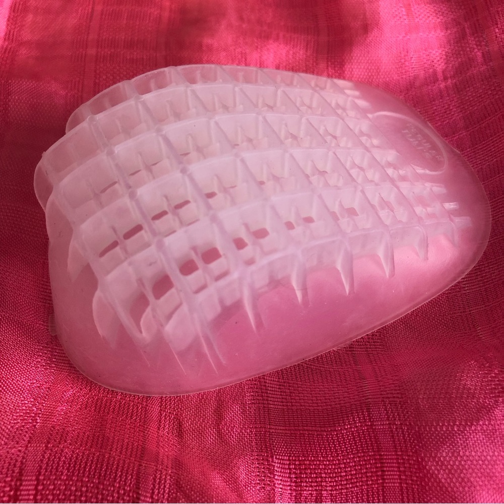Tuli’s Heavy Duty Gel Heel Cups Regular Size No Package; New - Picture 4 of 4